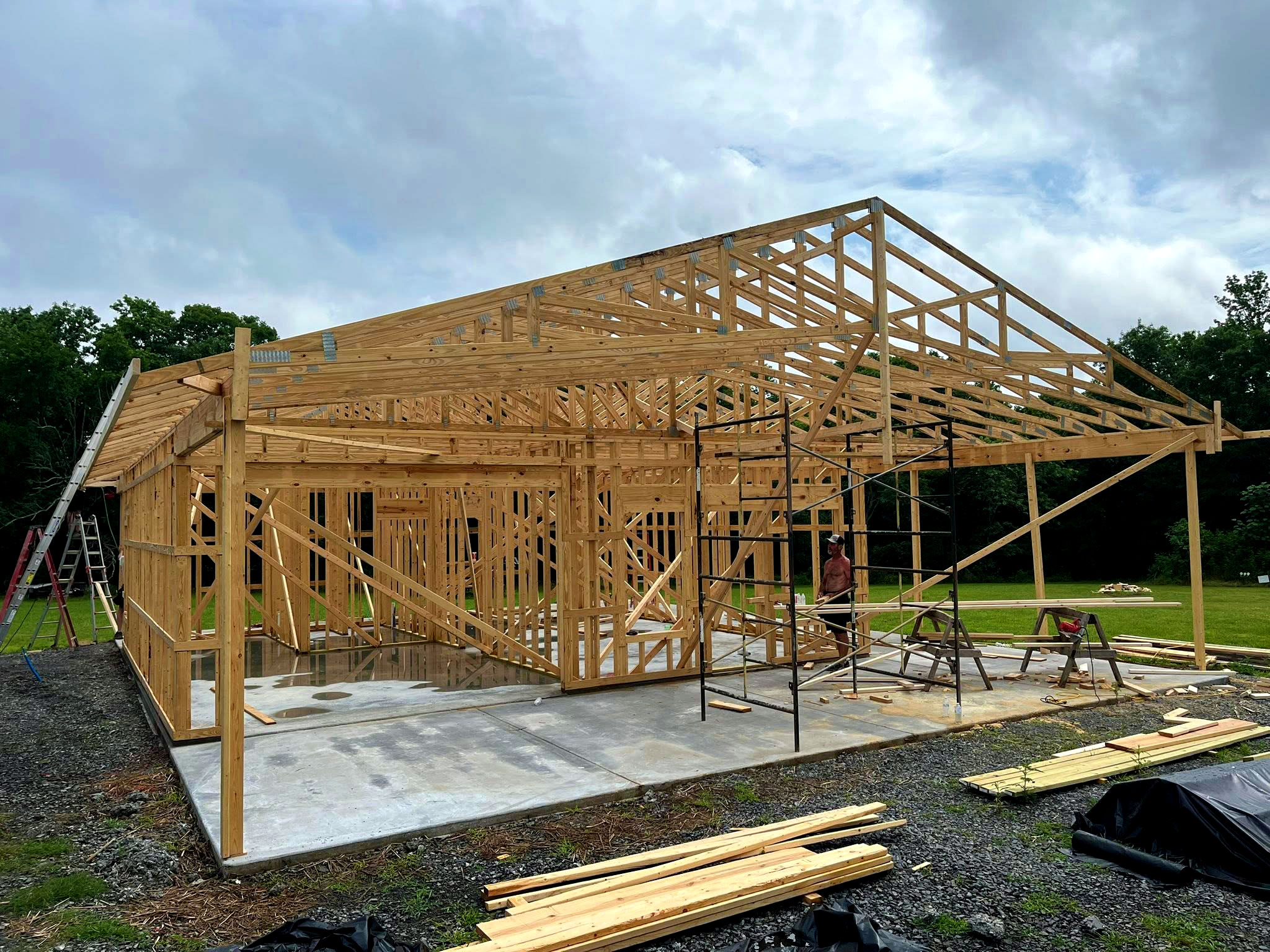 Custom new home under construction in Heber Springs, Arkansas by Mayfield Construction